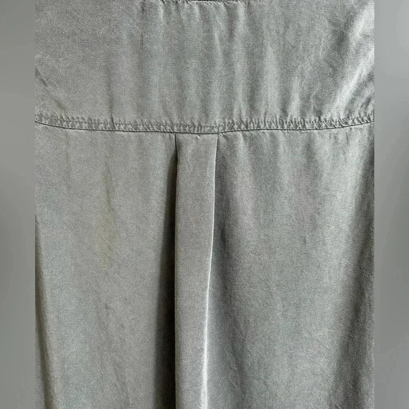 Dahlia khaki soft dress, Large, cap sleeves, raw edge, relaxed fit, Tencel - Picture 11 of 12